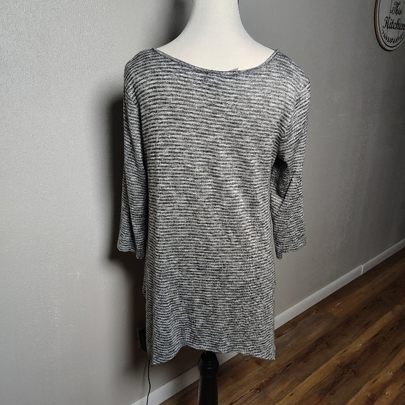 Brina & Em Black and Gray Striped Top Large - Picture 4 of 5